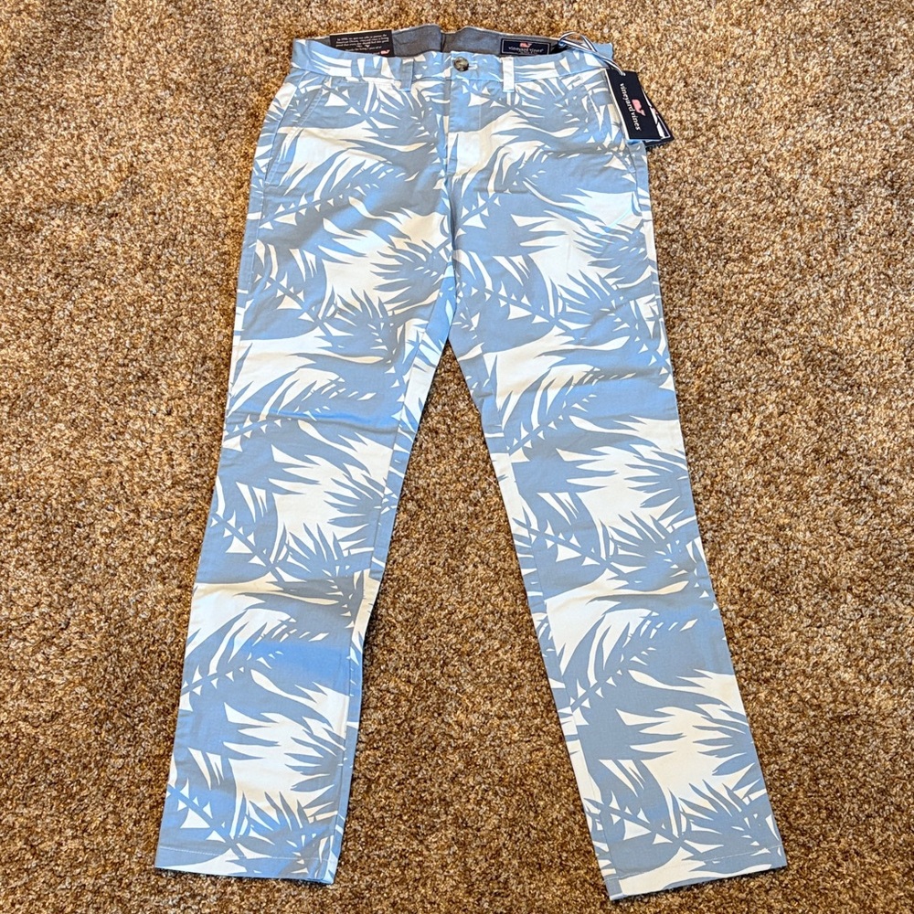 Vineyard Vines Light Blue and White Patterned Chinos